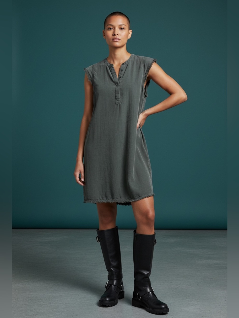 Dahlia khaki mini dress, L, cap sleeves, raw edge, relaxed fit Streetwear Edgy